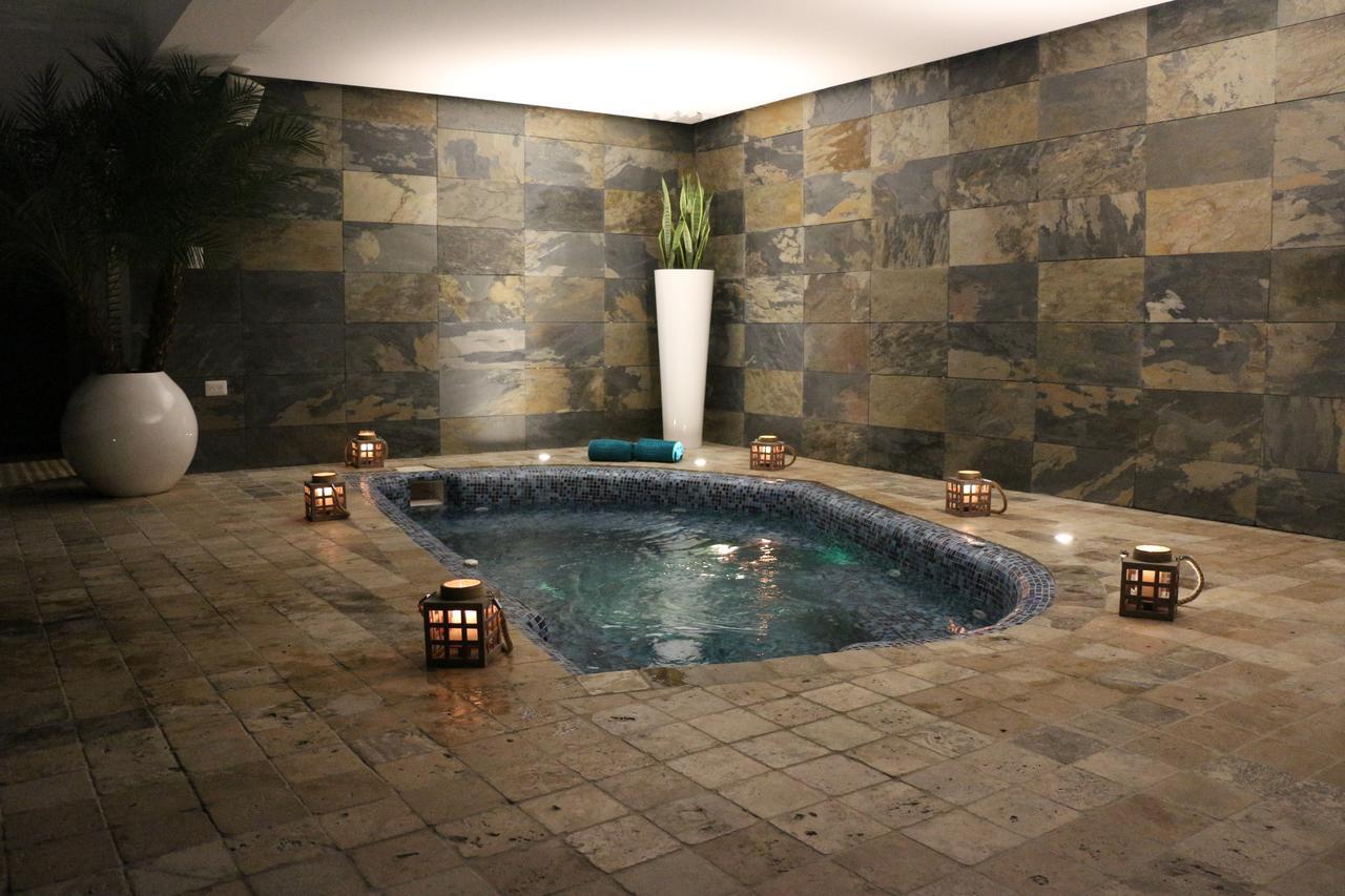 Hotel Poseidon Manta Ngoại thất bức ảnh