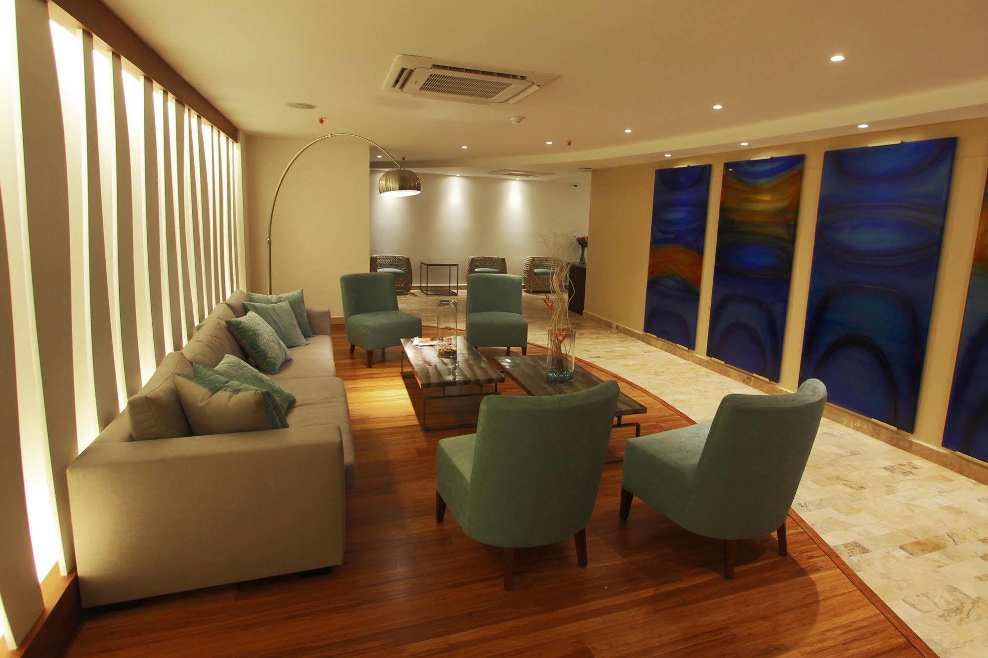 Hotel Poseidon Manta Ngoại thất bức ảnh
