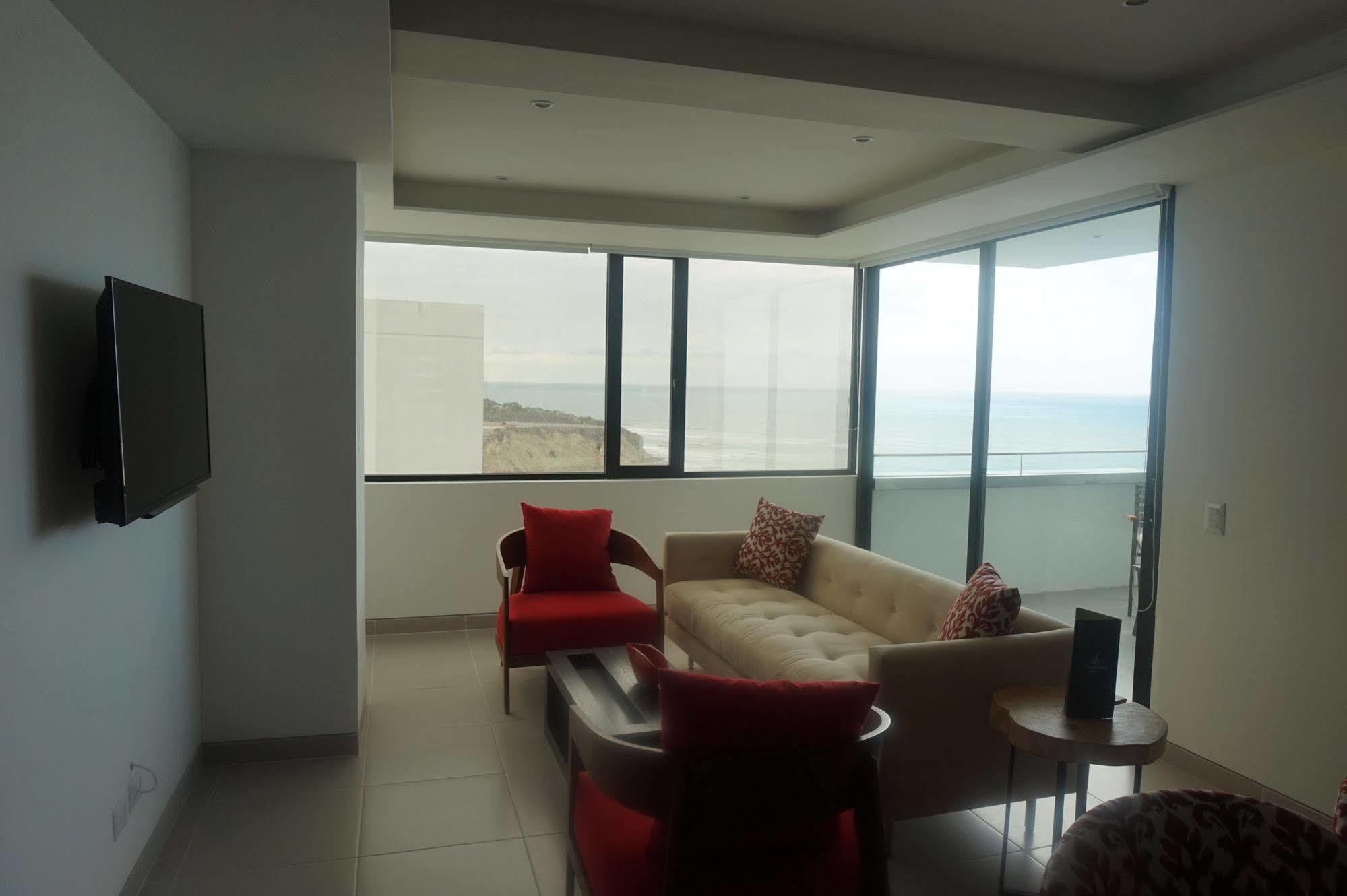 Hotel Poseidon Manta Ngoại thất bức ảnh