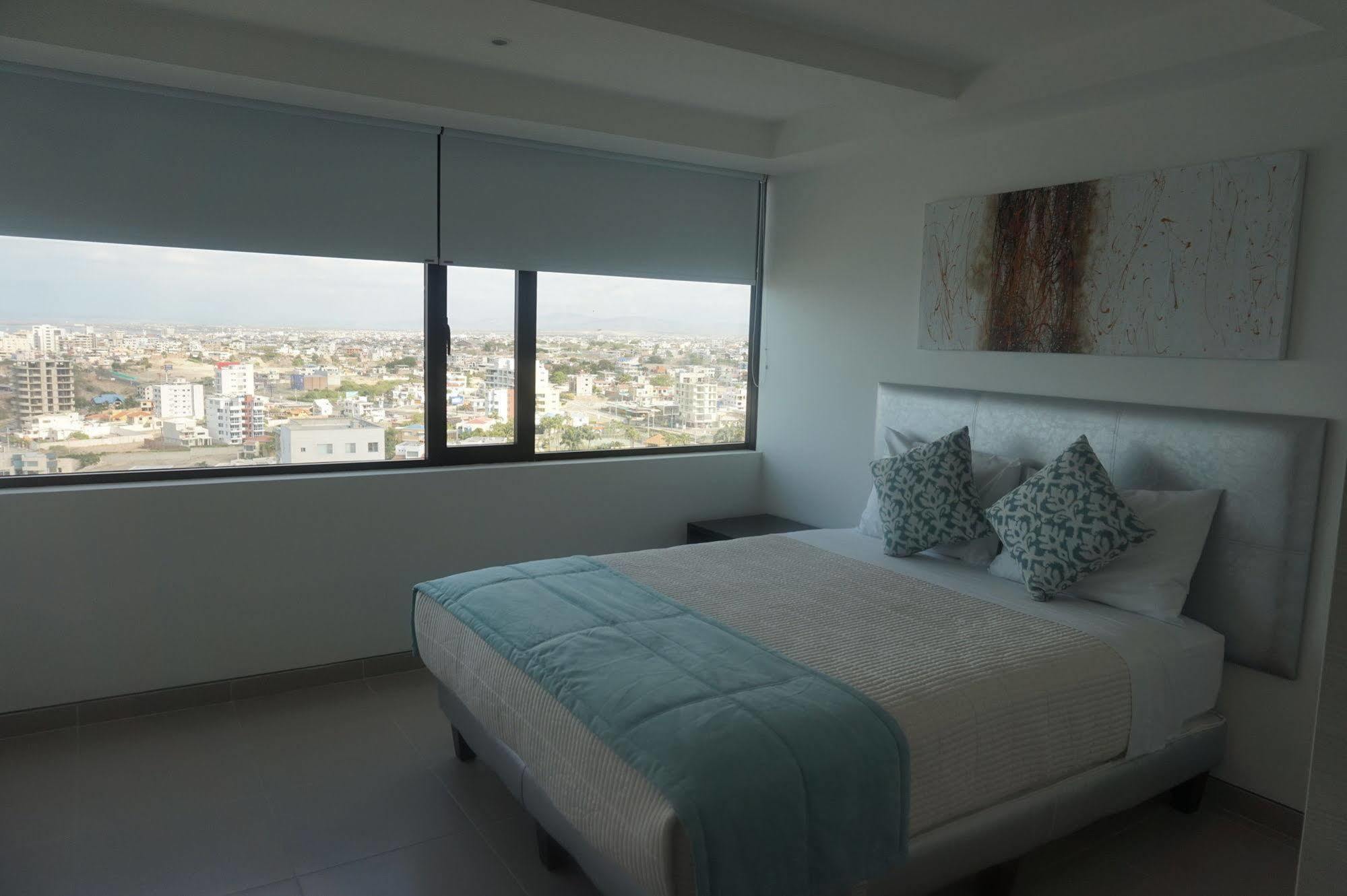 Hotel Poseidon Manta Ngoại thất bức ảnh